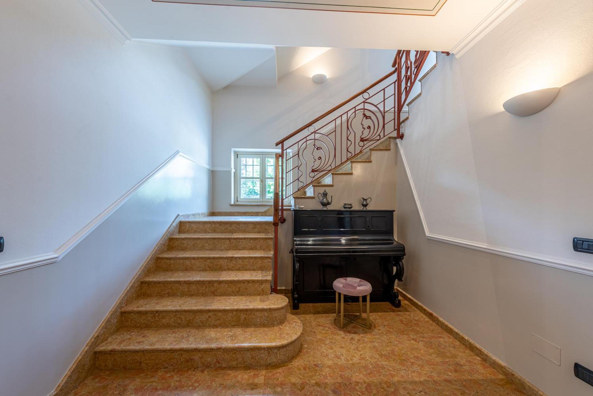 Corneliano d'Alba Villa Cornelia , Entire Villa With Private Pool מראה חיצוני תמונה