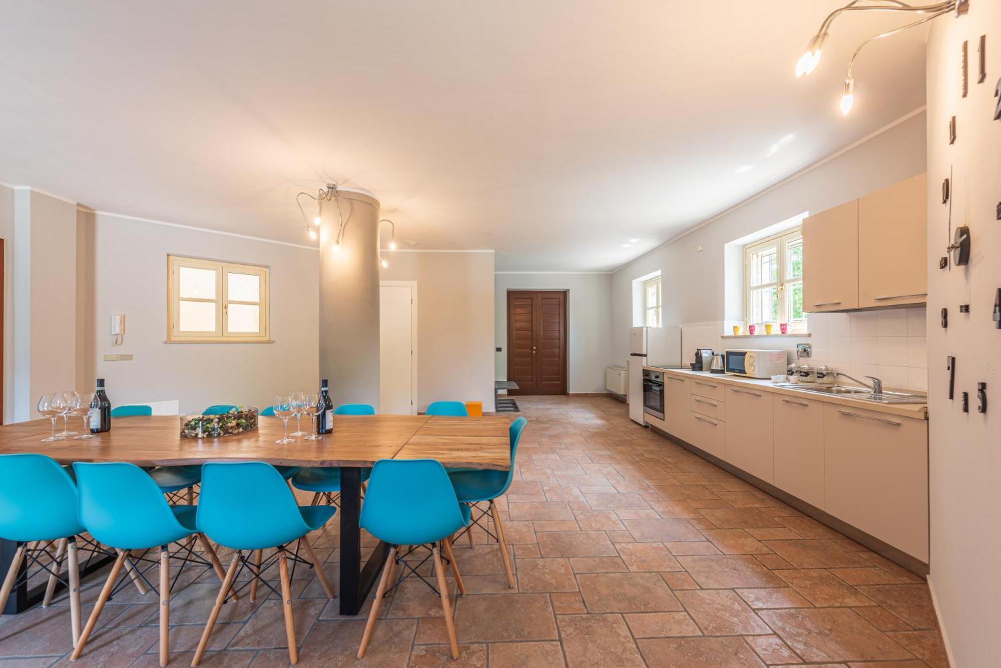 Corneliano d'Alba Villa Cornelia , Entire Villa With Private Pool מראה חיצוני תמונה